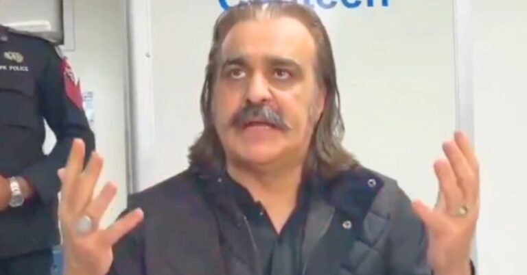 علی امین گنڈاپور