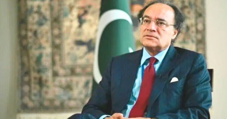 وزیر خزانہ سینیٹر محمد اورنگزیب